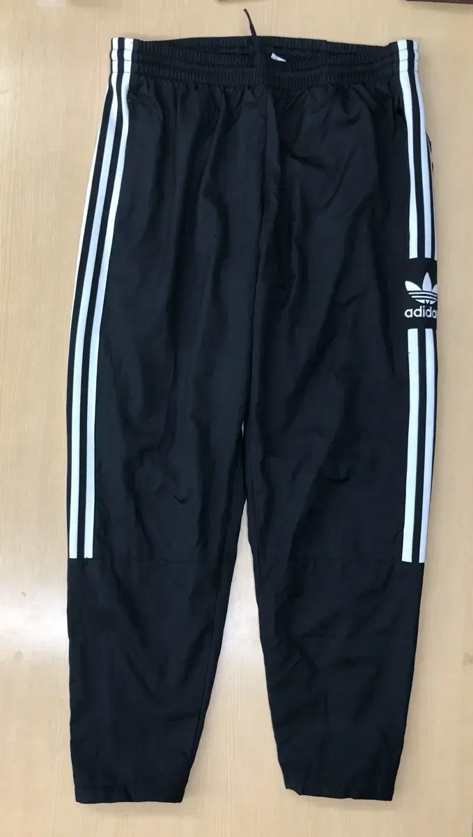 XXL110Adidas Men's Lock-Up Woven Track Pants FM9886 Genuine Black