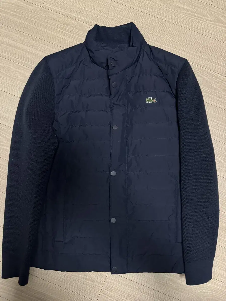 [48] Lacoste knit padding