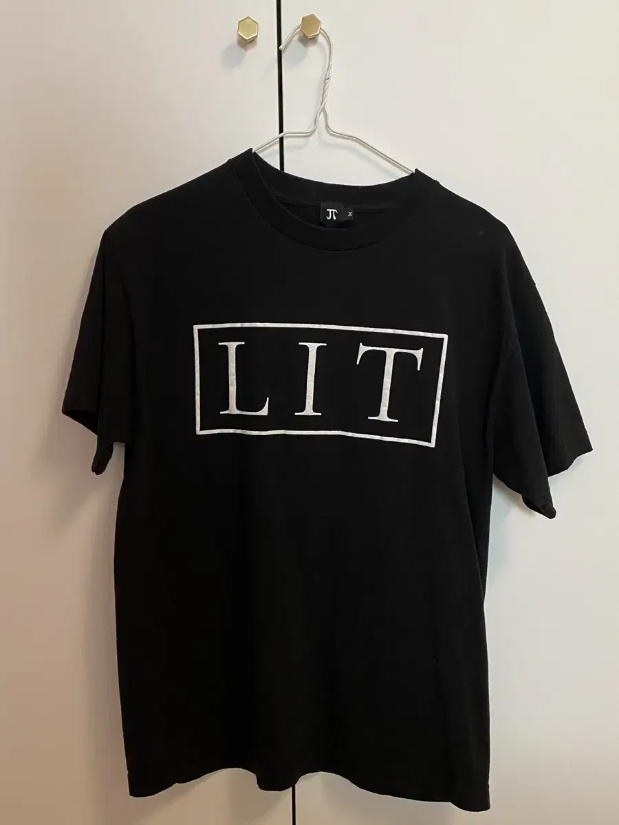 Judith LIT Short Sleeve T-Shirt