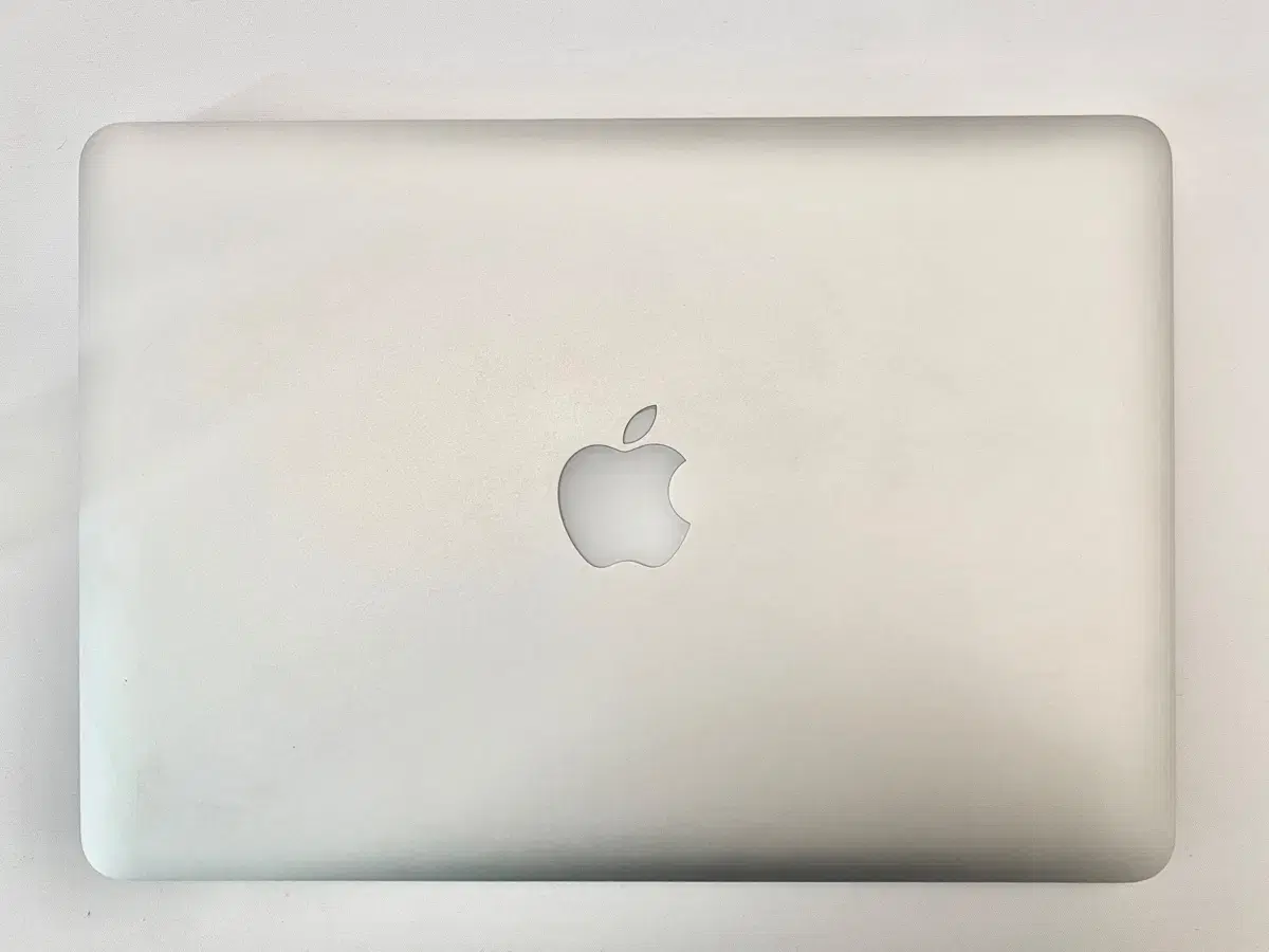 MacBook Pro 13-inch (Early 2015)