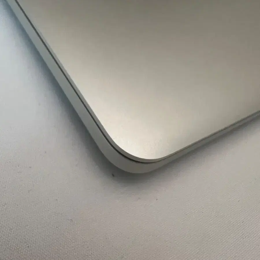 MacBook Pro 13-inch (Early 2015)