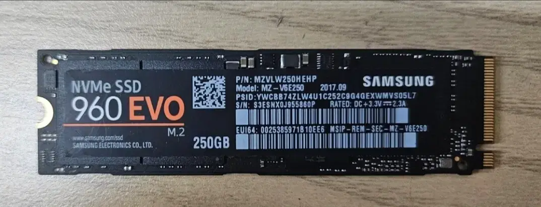 삼성 960evo 250G NVME 팝니다.