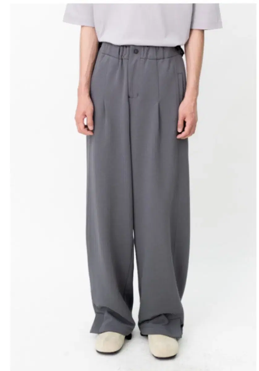 Polythene lew sweatpants 2.0