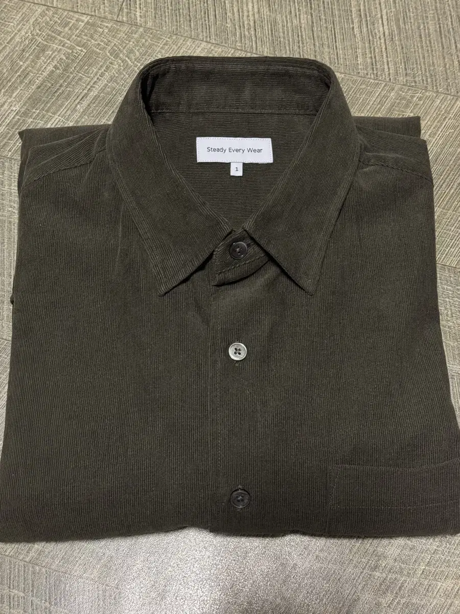 Steady Everywhere Wear (SEW) / Relaxed Corduroy Shirt Dark Olive / 1