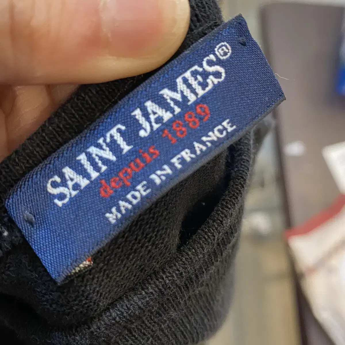 Saint James긴팔티