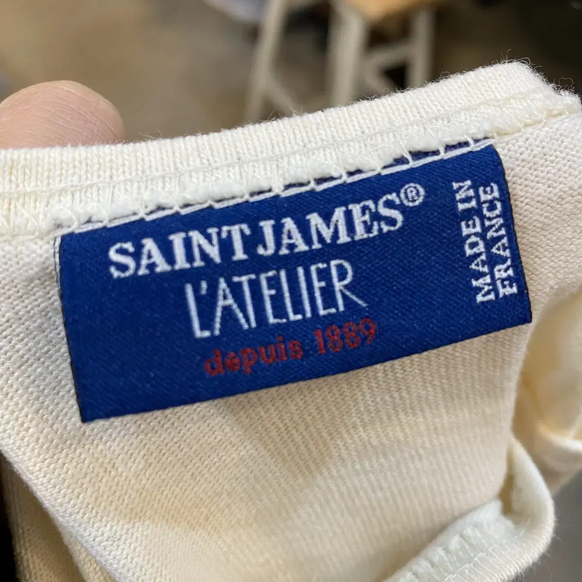 Saint James 긴팔티