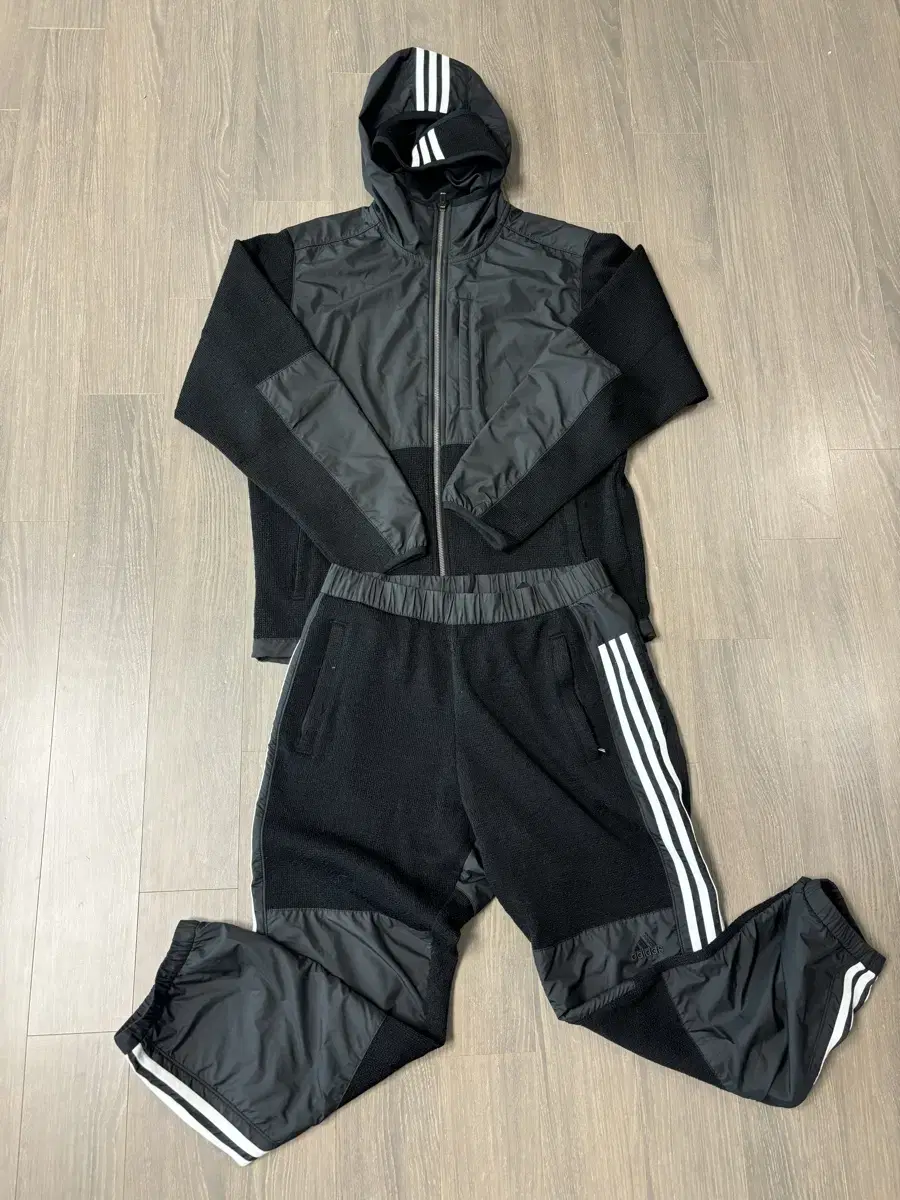 Adidas Atmos Hooded Pants Set (Top 105, Bottom 32)