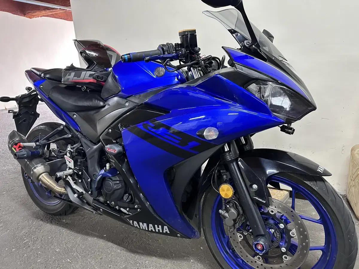 2018년식  yzf r3