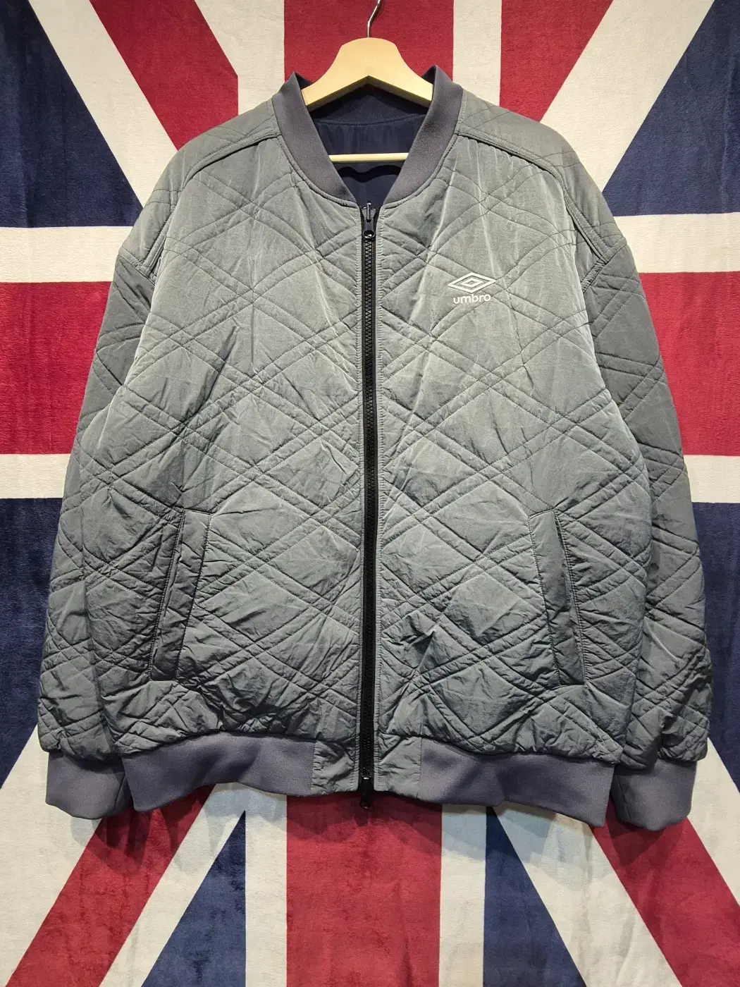 [110] Umbro Reversible Padded / Bomber Jacket