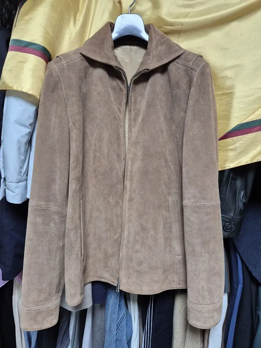 Vahn Heart Suede Jacket size 48