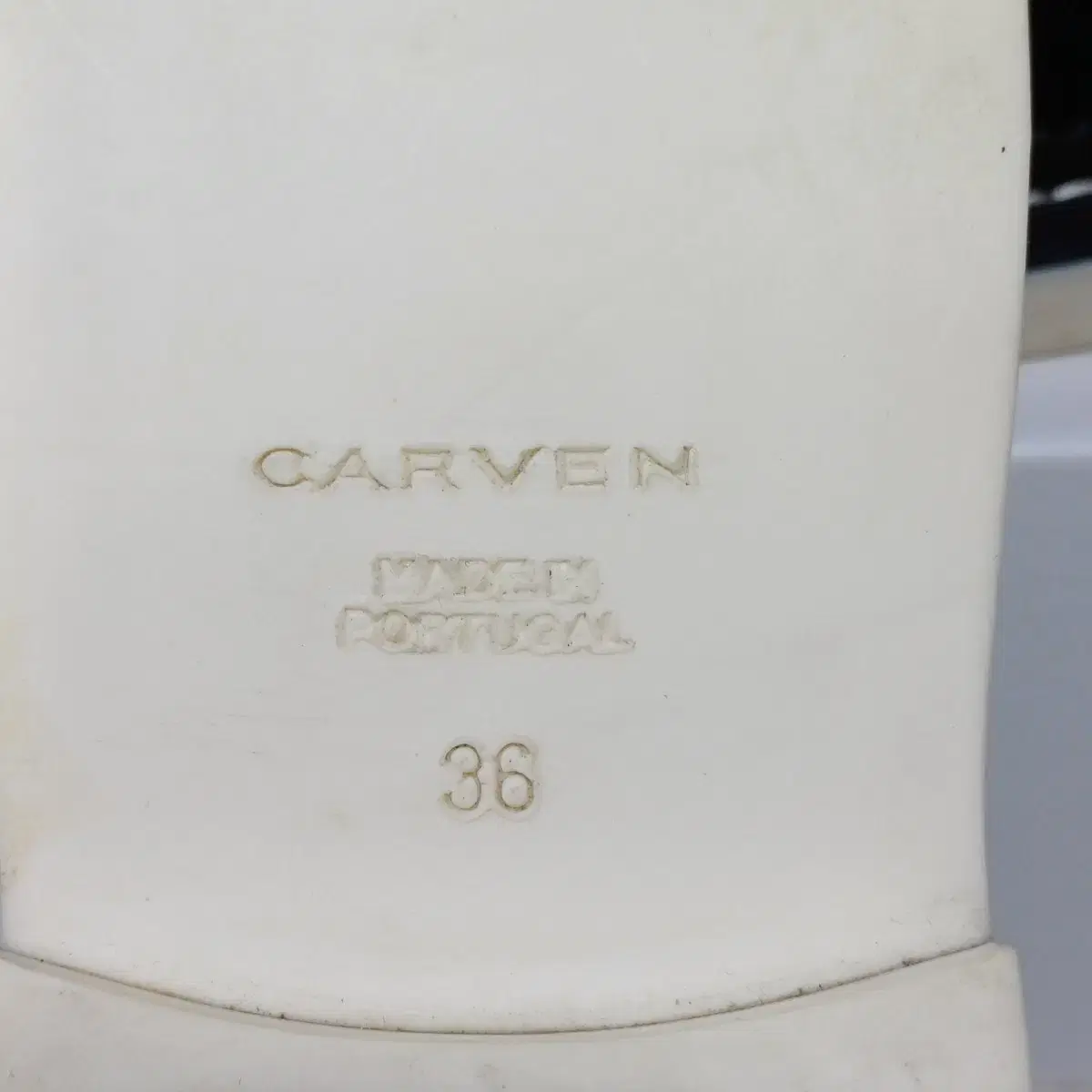 까르뱅CARVEN 에나멜 로퍼 구두 36