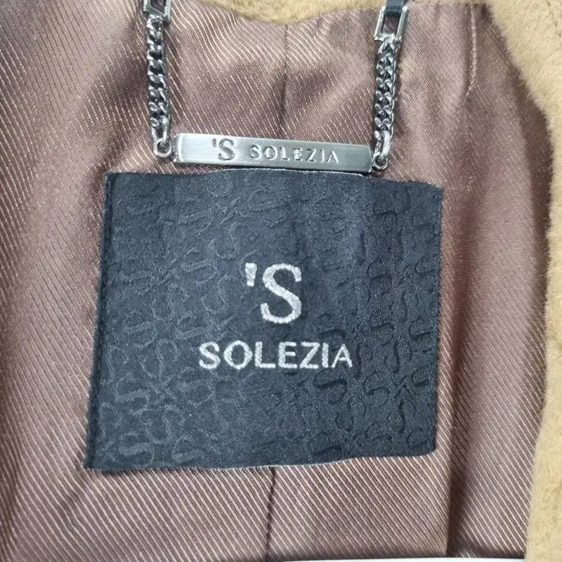 E8673 SOLEZIA 여97170 캐시미어 베이지 코트/더크