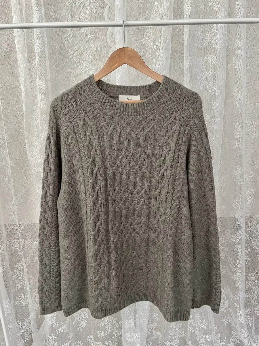 M) Dunst Dunst Cable Knit Gray