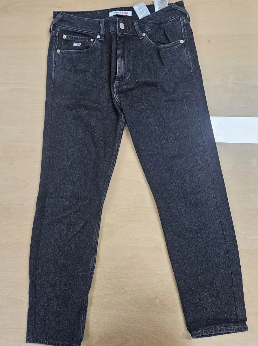 Tommy Hilfiger Denim 30 Black Slim Fit