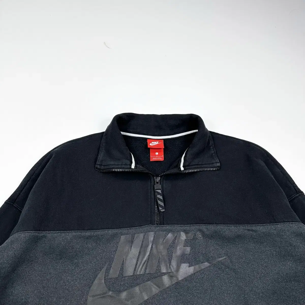 Nike Air Black Vahn Zip-Up Top (L)