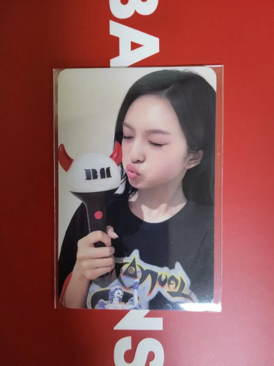 Baby Monster Chiquita lightstick photocard