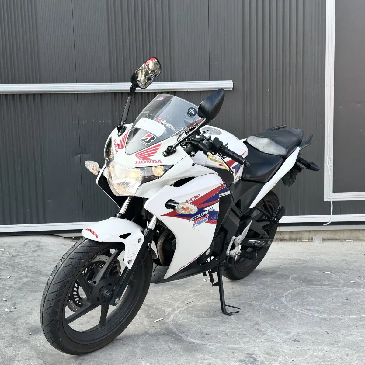 cbr125/16년 4만km 실매물 엔진상급 차량 판매합니다.