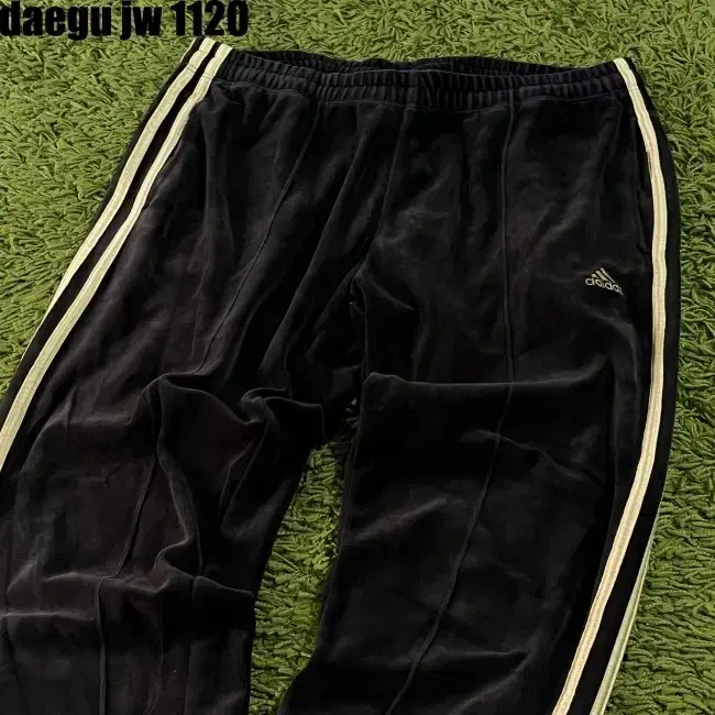 100 ADIDAS ZIPUP SET 아디다스 세트(상의+바지)