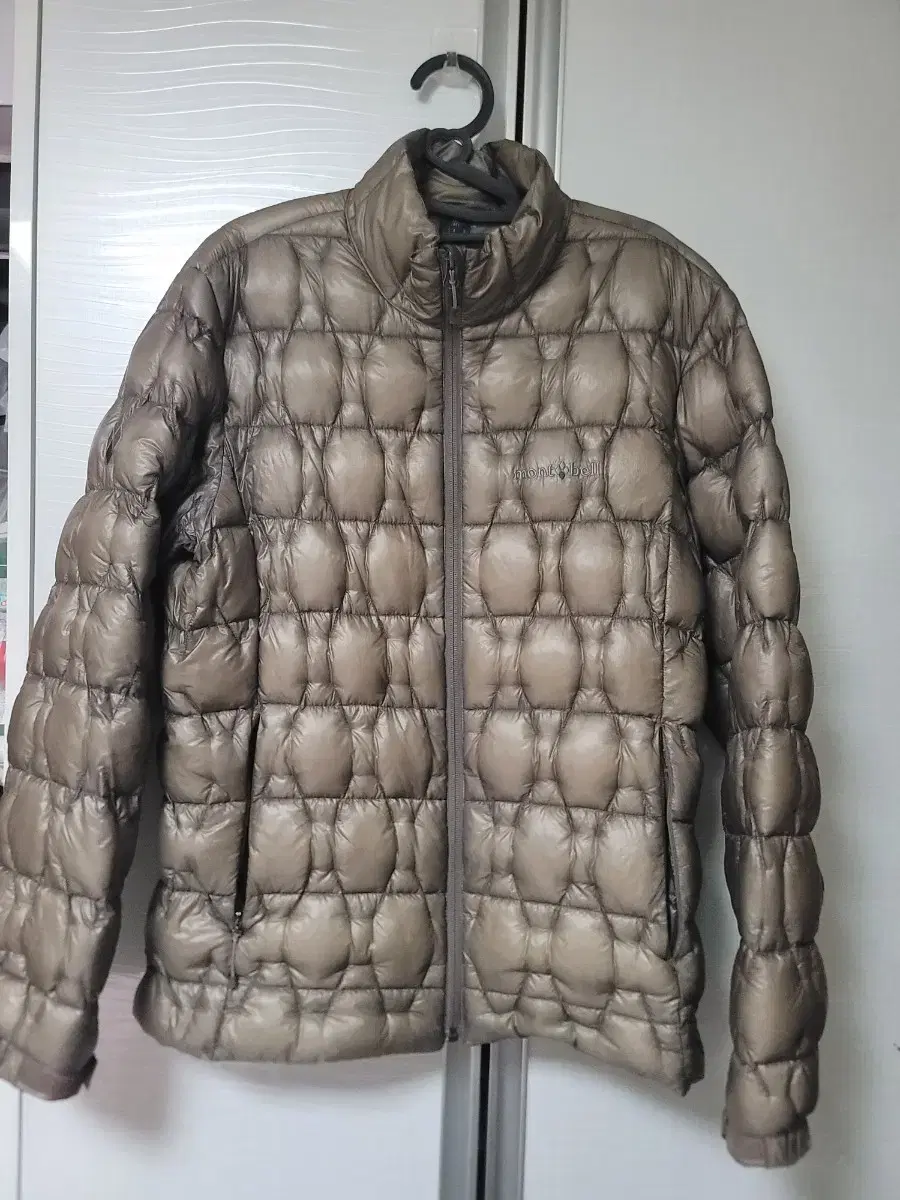 M] Montbell Lightweight Down Jacket