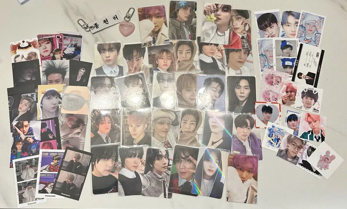 Sell NCT merchandise in bulk