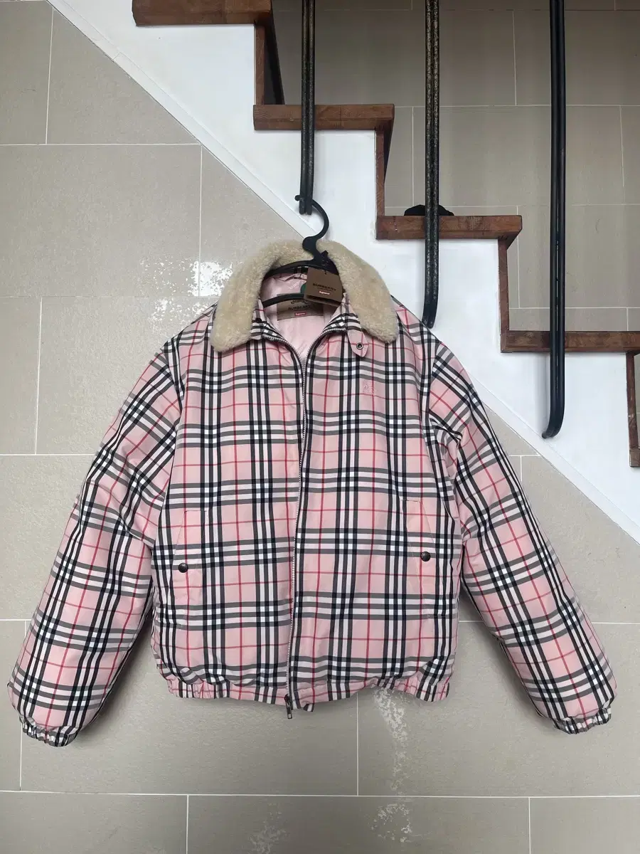 Supreme Burberry Bomber XL