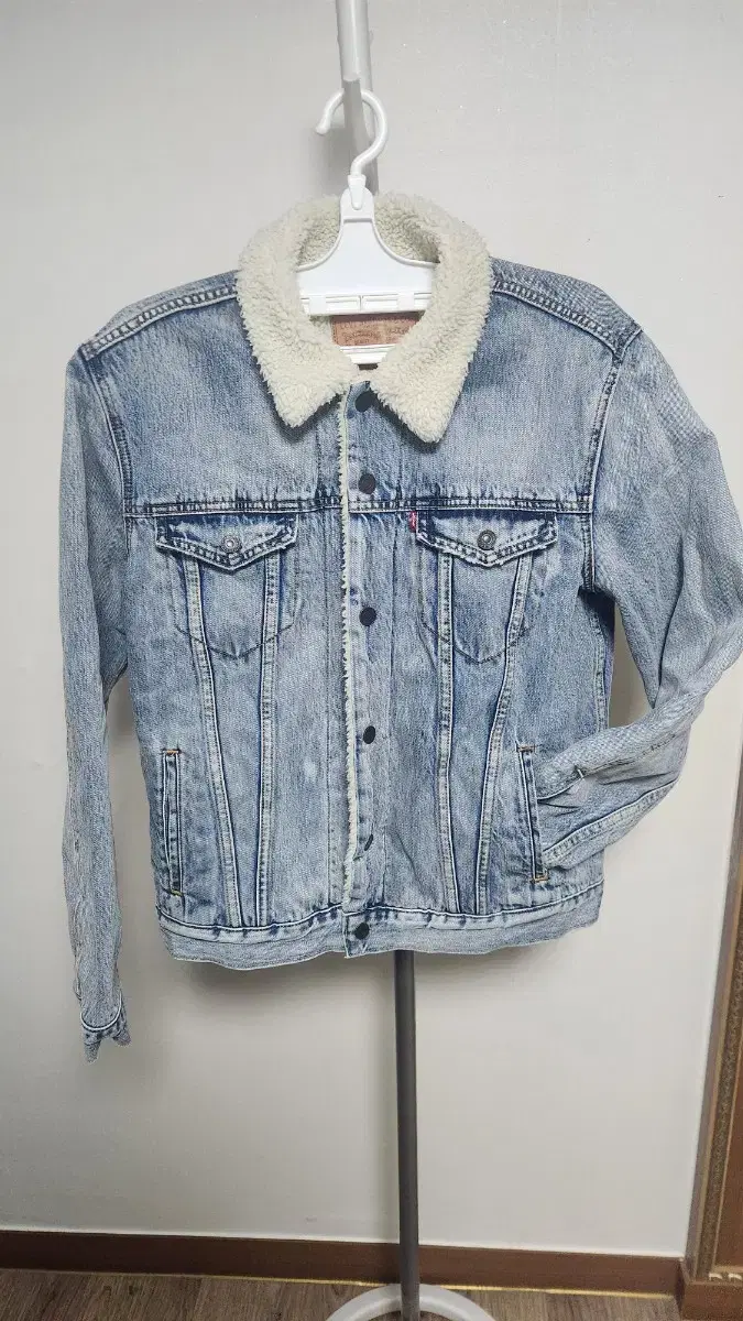 Levi's furry jacket for sale