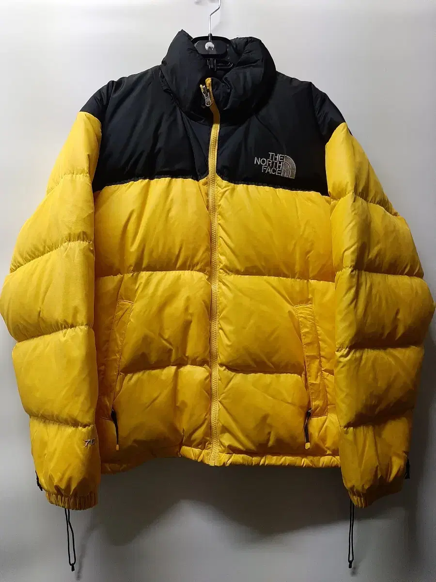 (95) The North Face Nupsi 700 Gumno