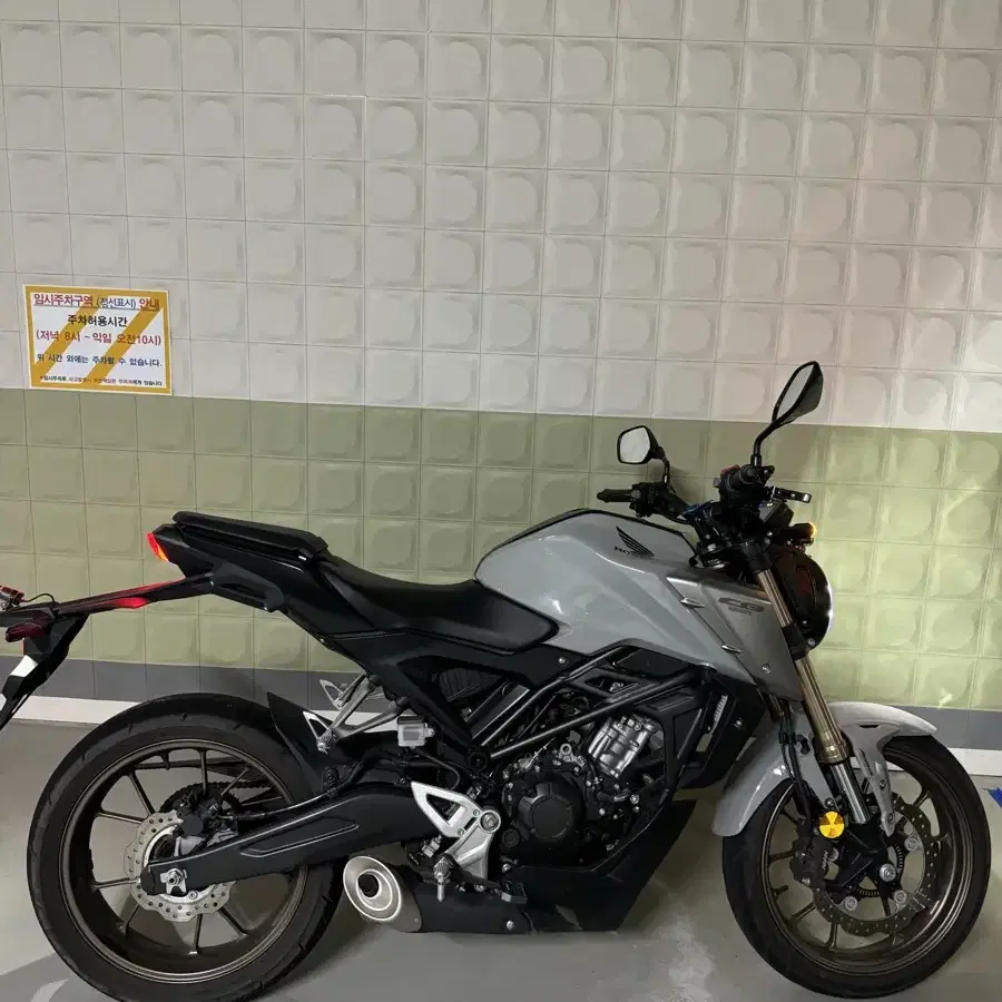 21년식 cb125r (대차 가능)