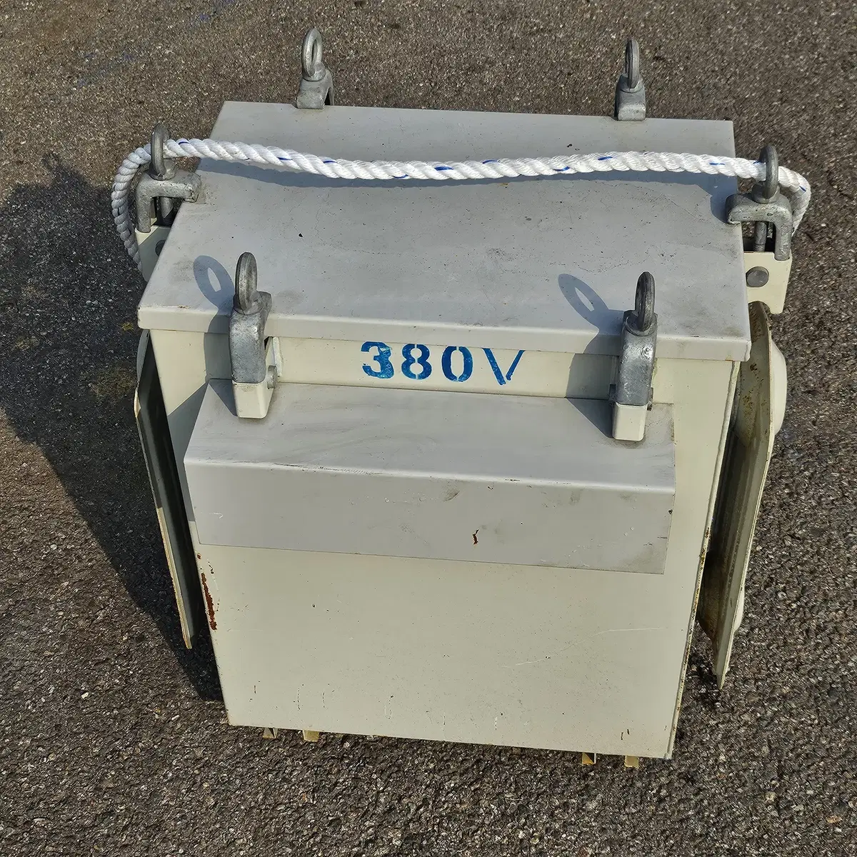 3상 380V => 3상 220V 다운트랜스 변압기 50KVA