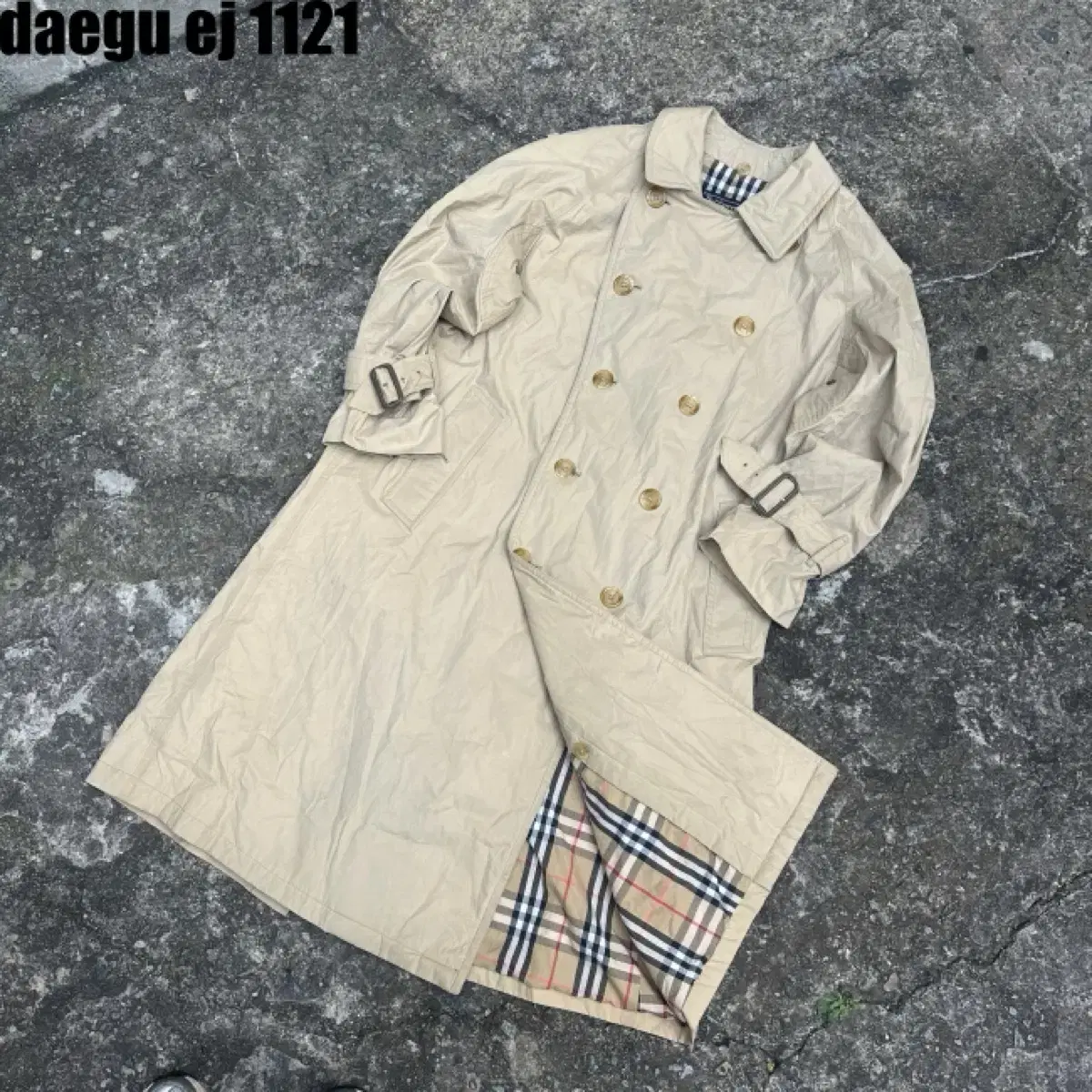 Burberry burberrys Genuine Burberry Coat