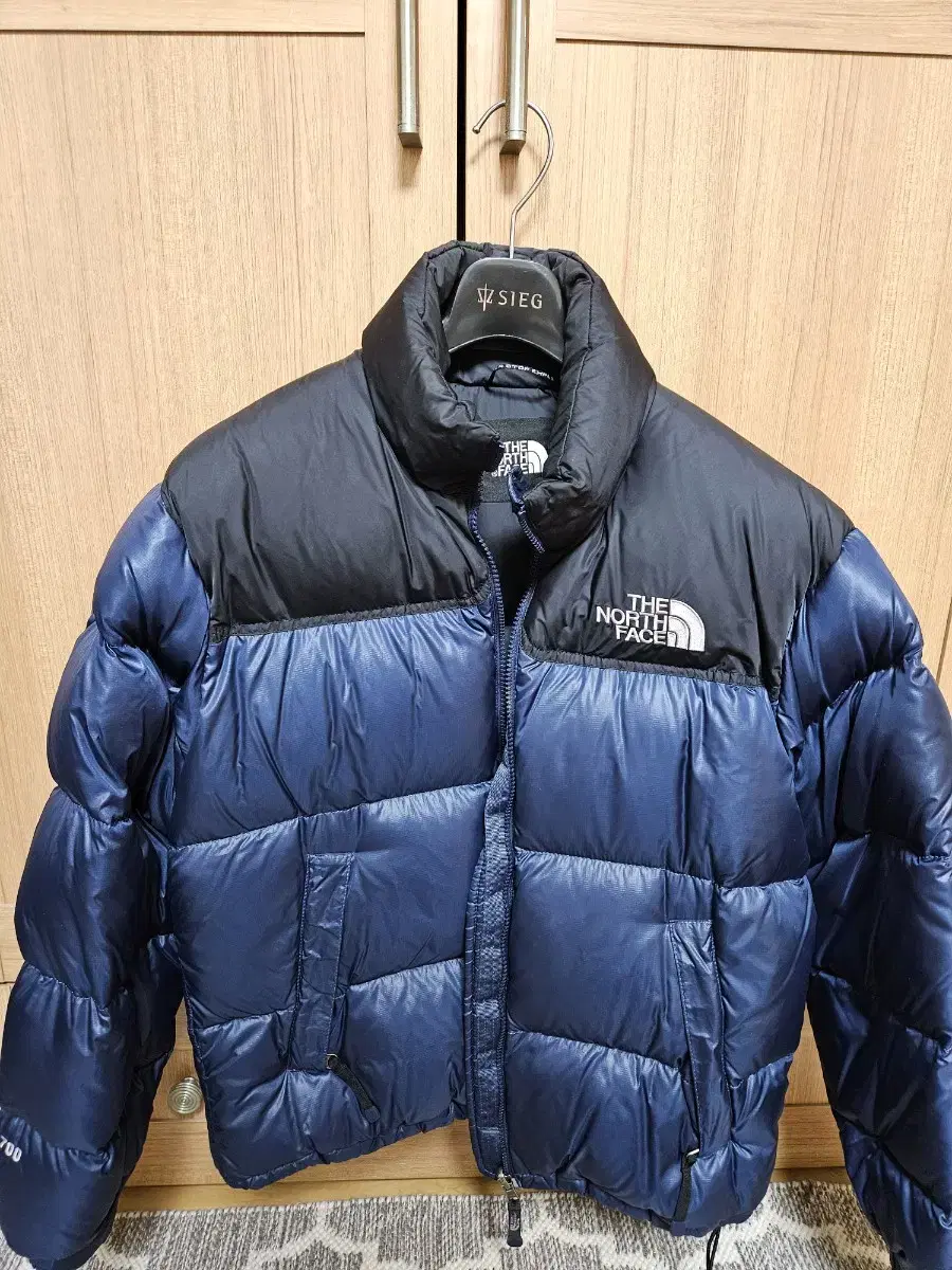 The North Face Old Nupsi 90 Size Navy Black