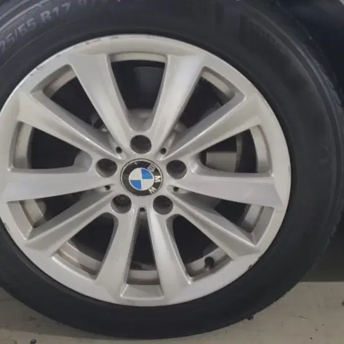 BMW528i 10년8월 11만5천km