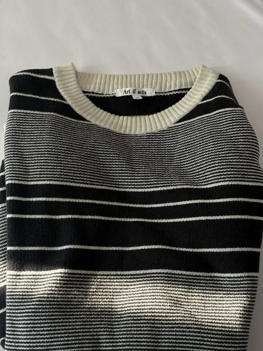 Artifacts Striped Knit Navy M