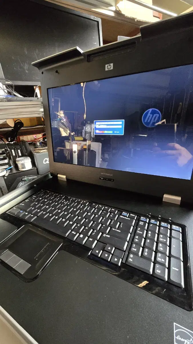 HP  KVM  TFT7600 G2