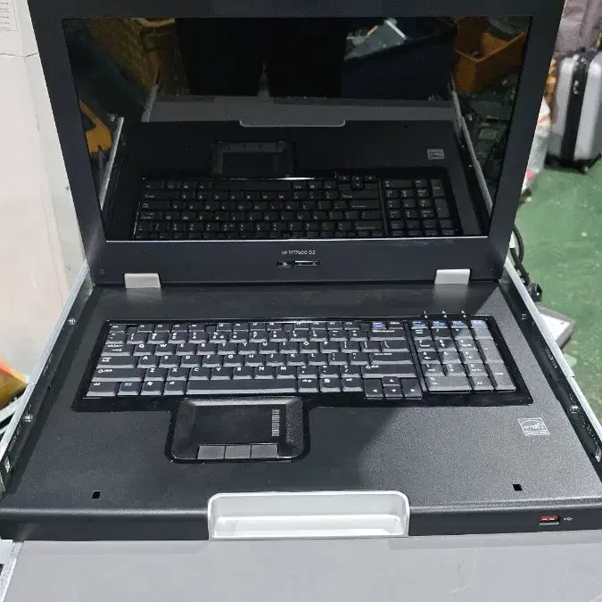 HP  KVM  TFT7600 G2