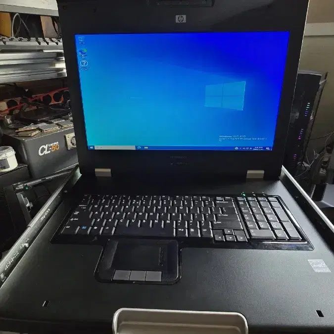 HP  KVM  TFT7600 G2