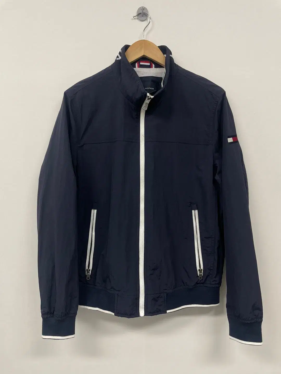 95~100)Tommy Hilfiger Bloom jacket