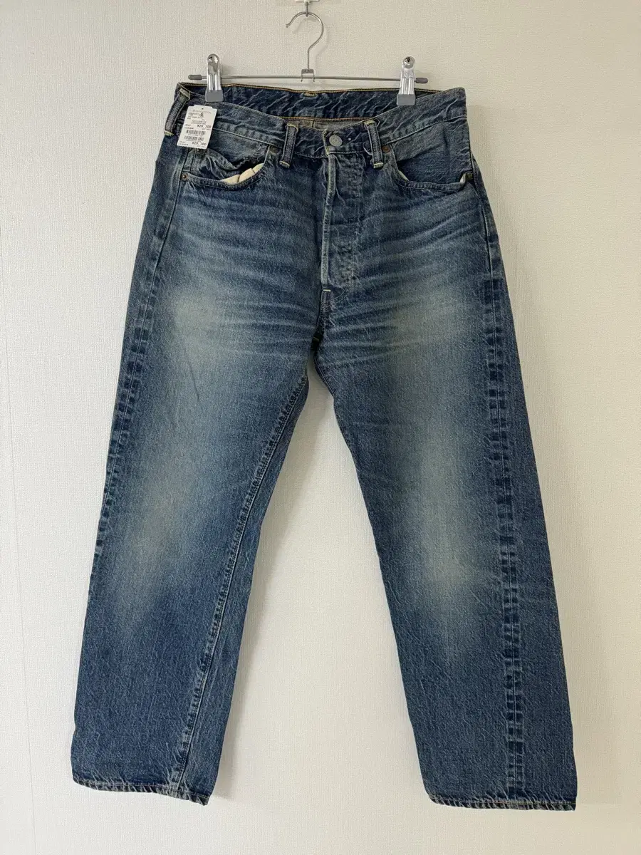 [NEW] Warehouse 1100 Medium Wash Size 32