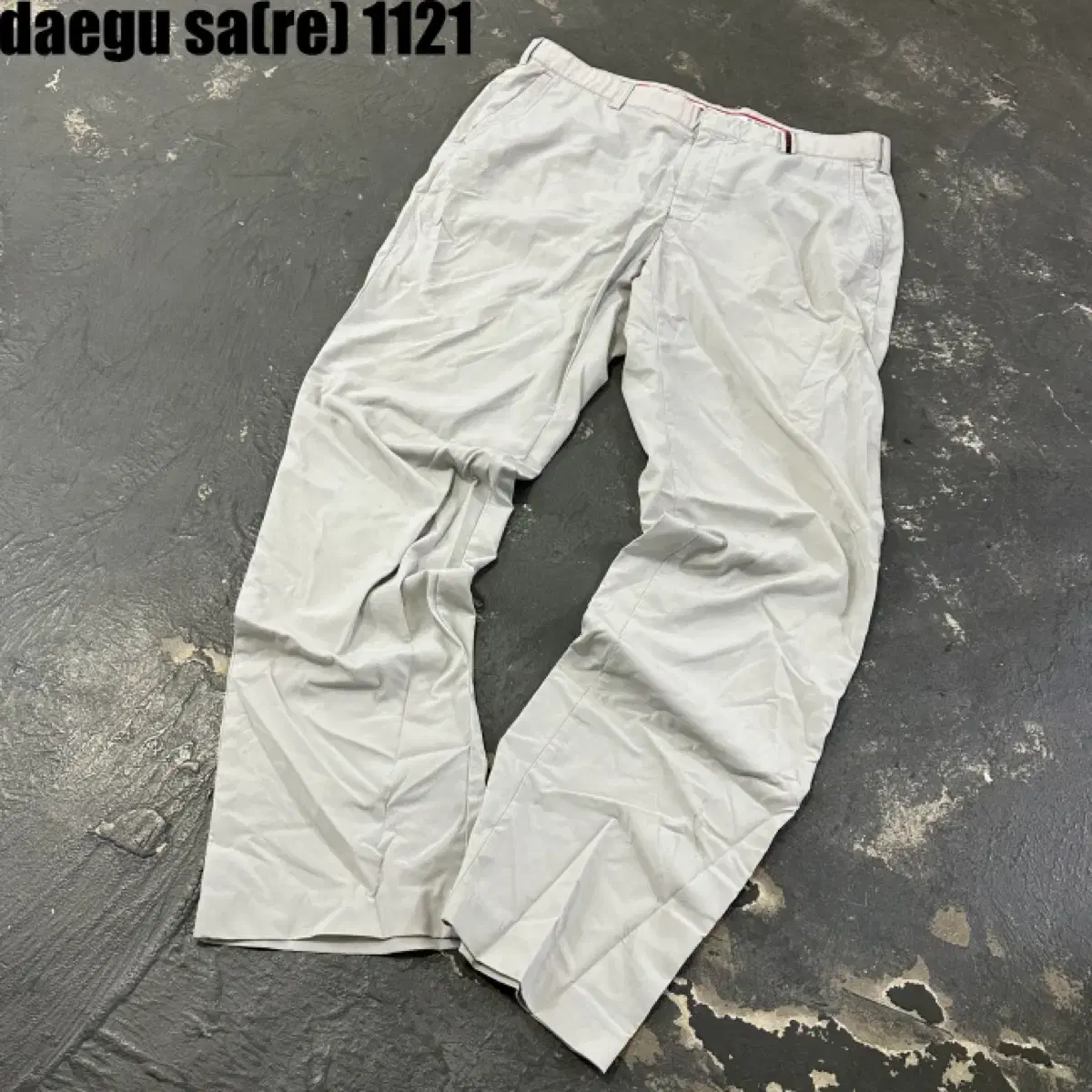 Wide-legged pants waist 37 inches