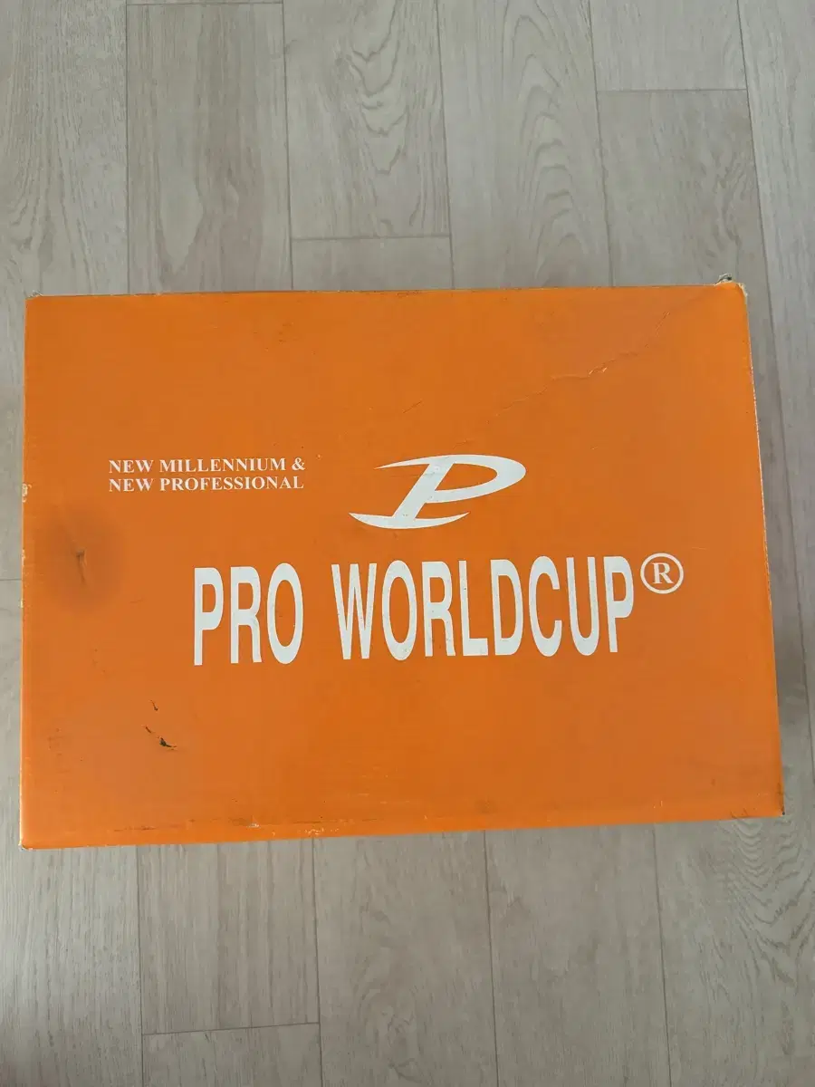 새상품 프로월드컵 (Pro-Worldcup) 안전화 270mm