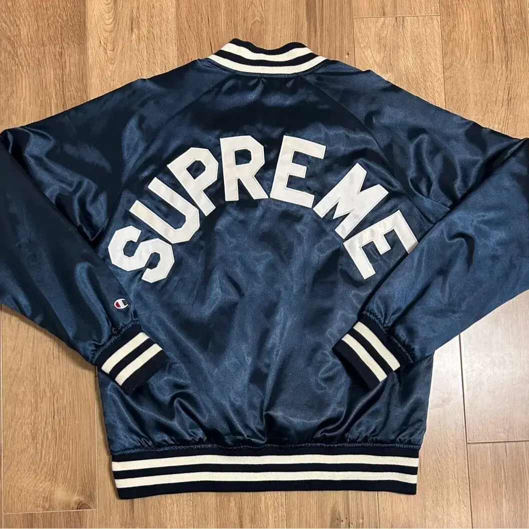 [M] SUPREME x Champion 사틴 바시티 점퍼 자켓