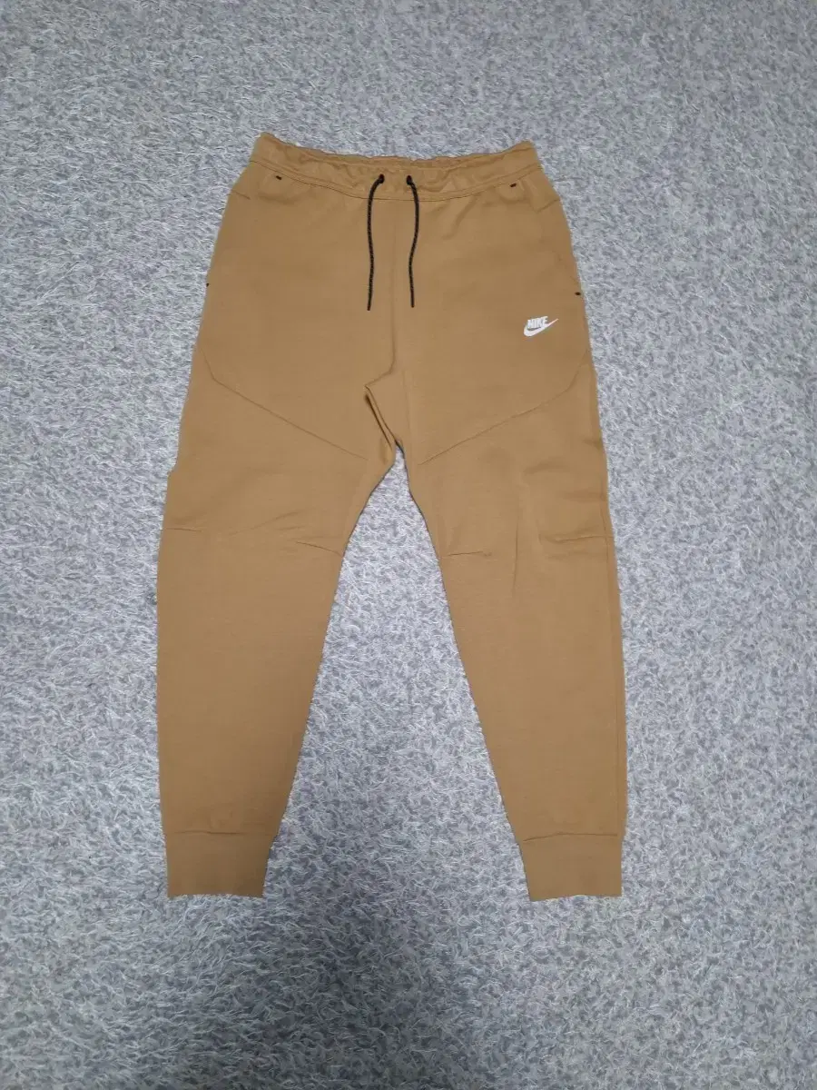 (L)Nike Techpack Jogger Pants