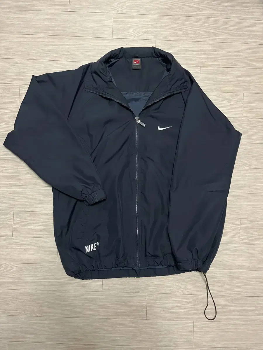 Nike Old School Windbreaker XL 105 for sale.