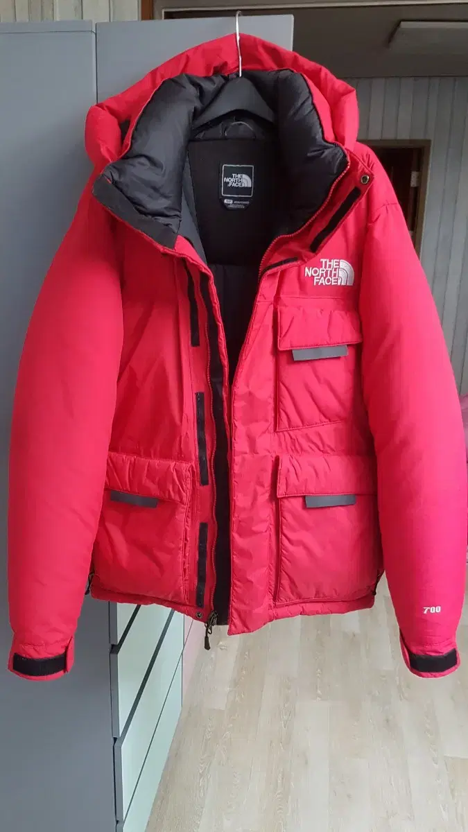 Genuine NORTH FACE North Face goose down goose puffer in size 95 tacpo