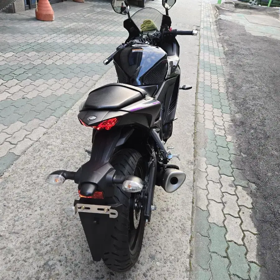 야마하 YZF-R3 20년식 블랙 팝니다