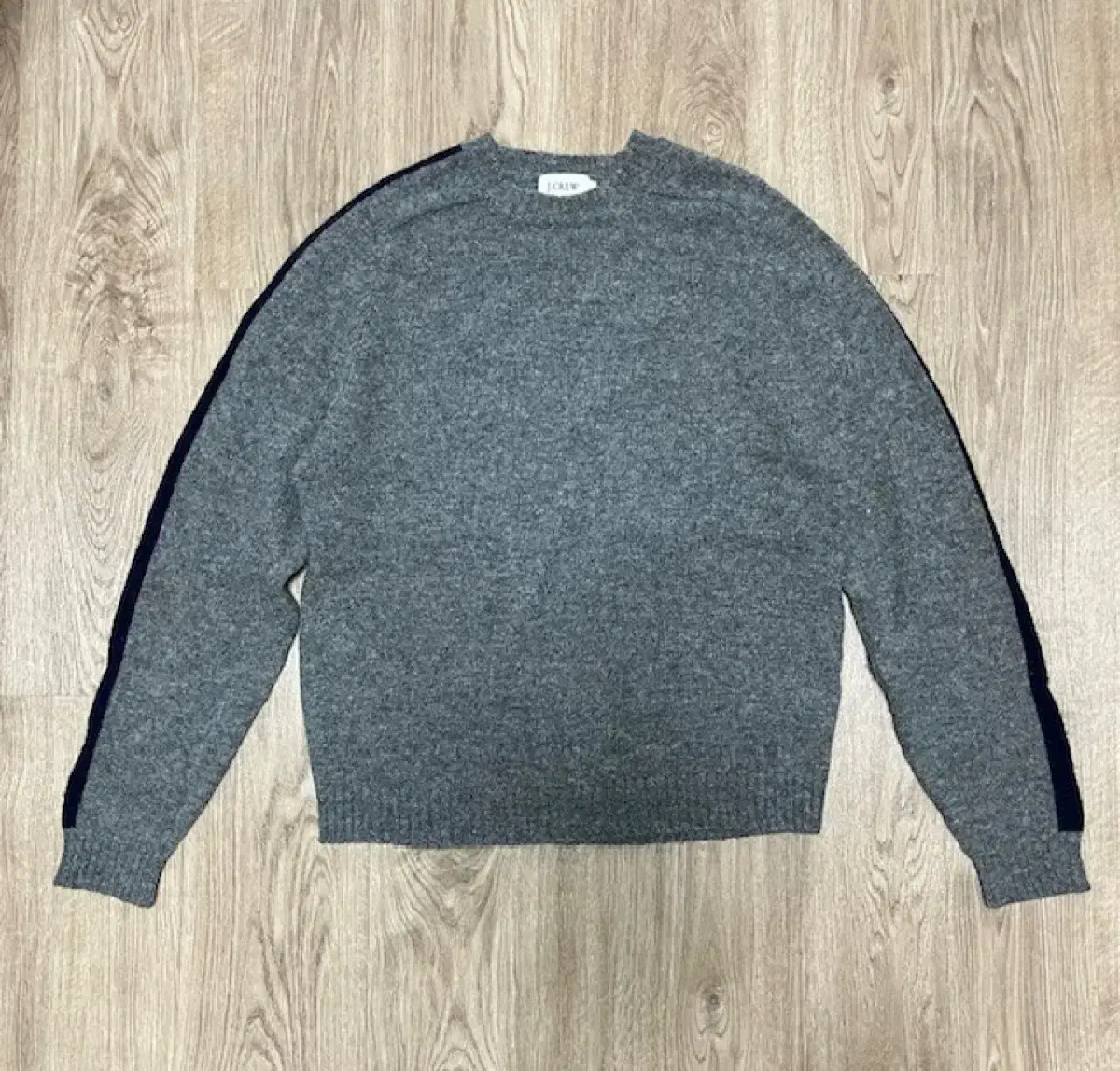 J.Crew 100% wool sweater L Made in Hong Kong