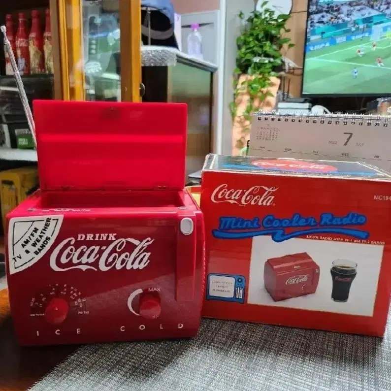 빈티지/앤틱 1991 COCA COLA Mini Cooler Radio