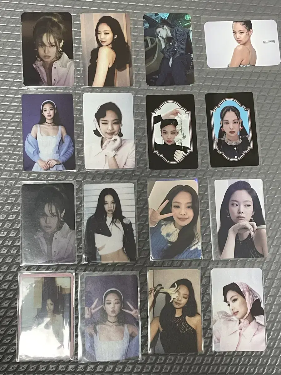 Ultra Rare black pink photocard Sells