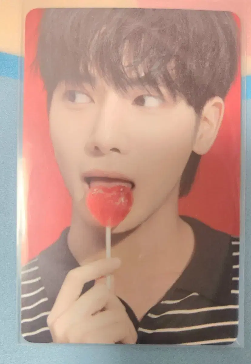 txt Over the Moon Lover.ver taehyun photocard WTS