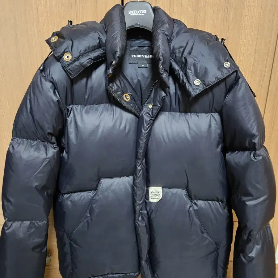 예스아이씨 hooded down jacket M사이즈